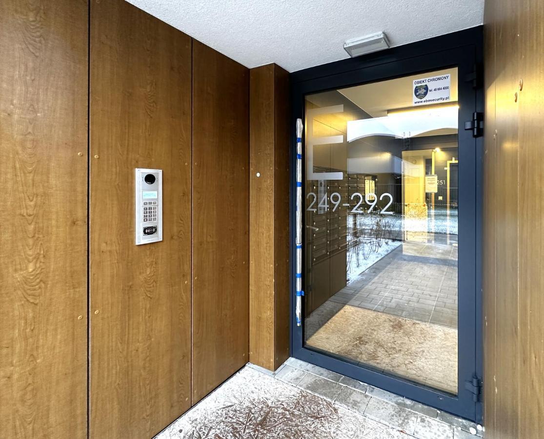 Apartament Lotnisko Chopina Warsaw Airport Экстерьер фото
